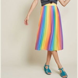 NWT Modcloth Pleated Skirt Size Medium